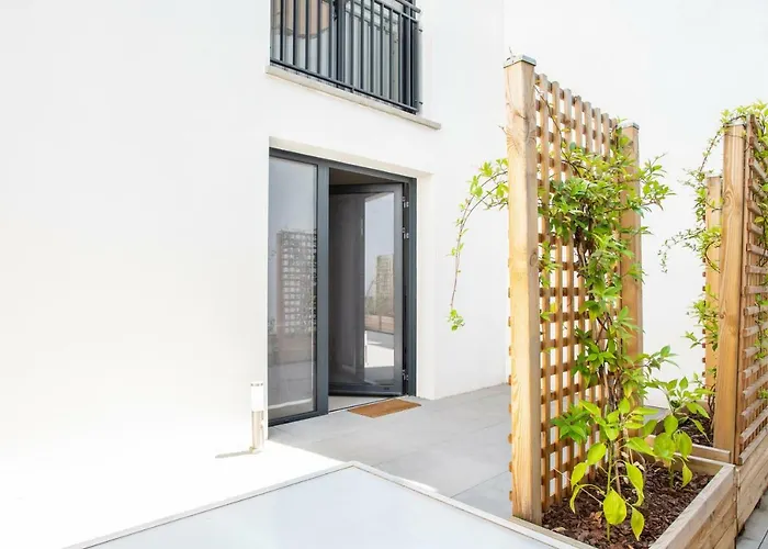 004 - Moderne Et Terrasse - Jeanne D'arc, Toulouse