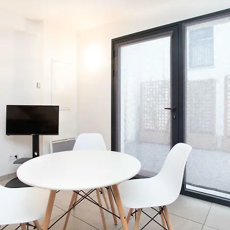 004 - Moderne Et Terrasse - Jeanne D'arc, Toulouse