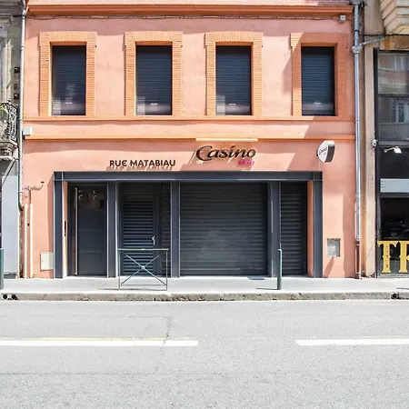 004 - Moderne Et Terrasse - Jeanne D'arc,